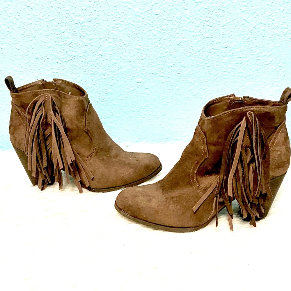 Farah Size 8 ankle boots